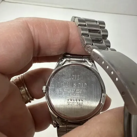 Citizen Quartz Watch WR50 Stainless Steel, White Dial, Engraved “Love Mom & Dad”